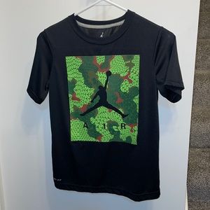 Boy’s Jordan shirt
